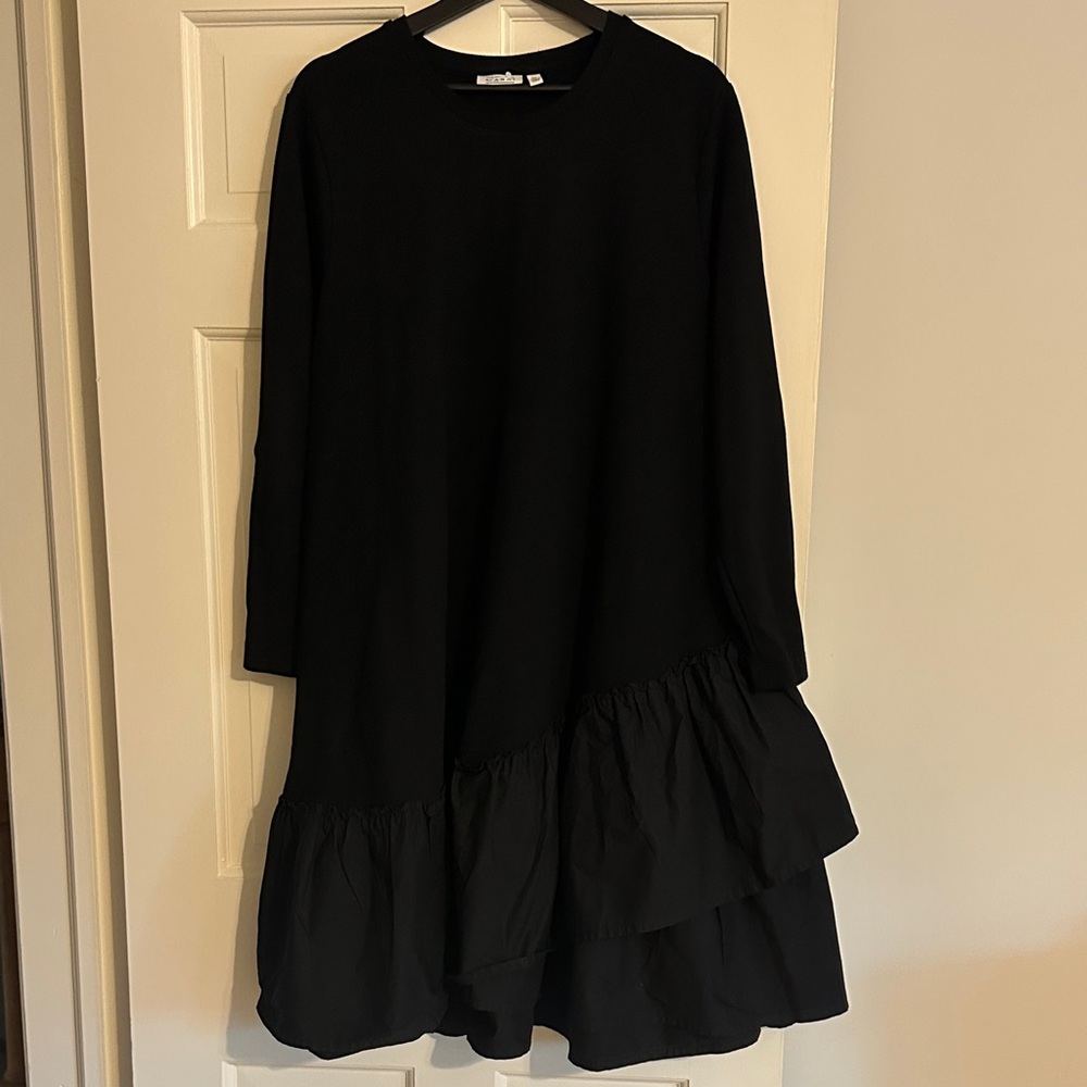 Elegant Black Long Sleeve Dress